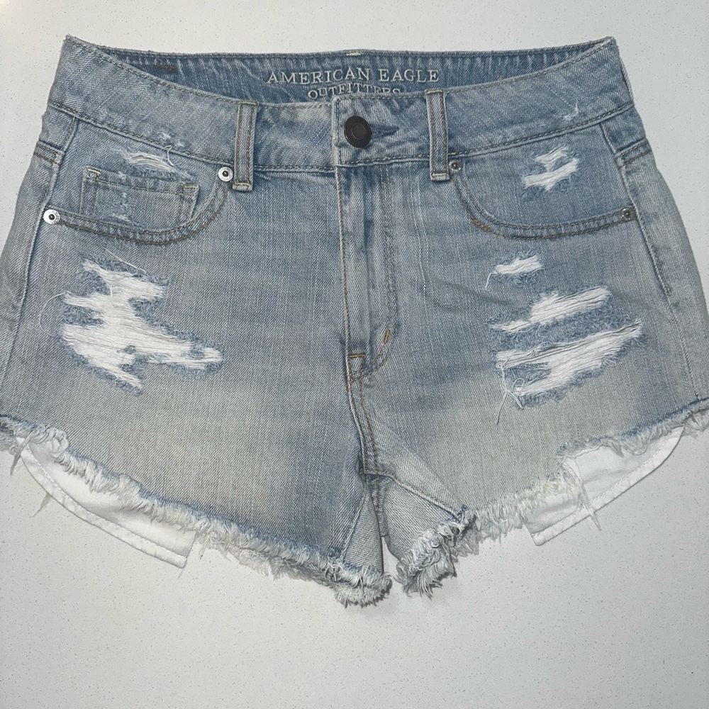 American Eagle Outfitters Women's Distressed Denim Shorts - Light Blue